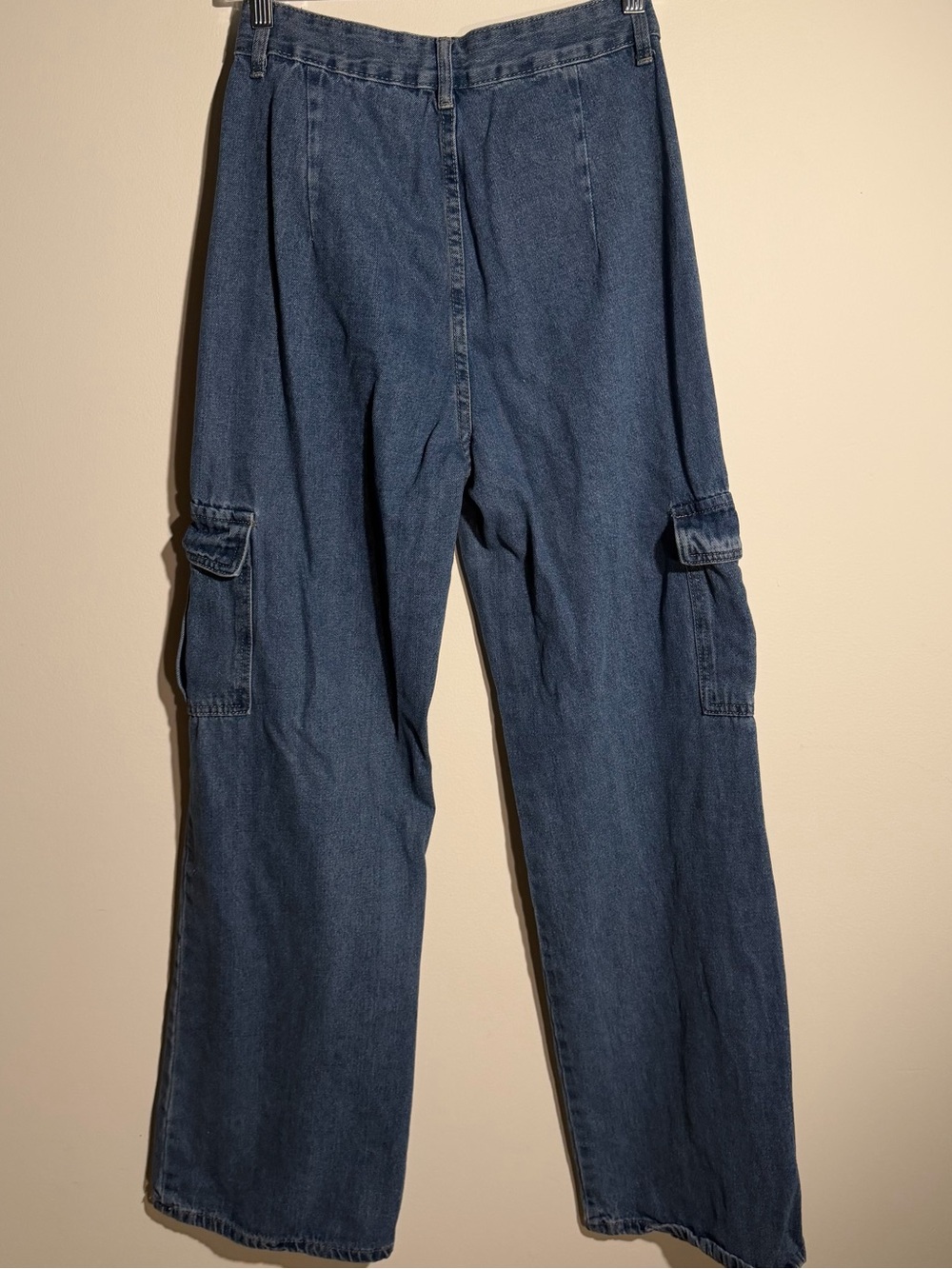 Wide-Leg Cargo Jeans in Dark Blue Denim - Picture 3 of 3